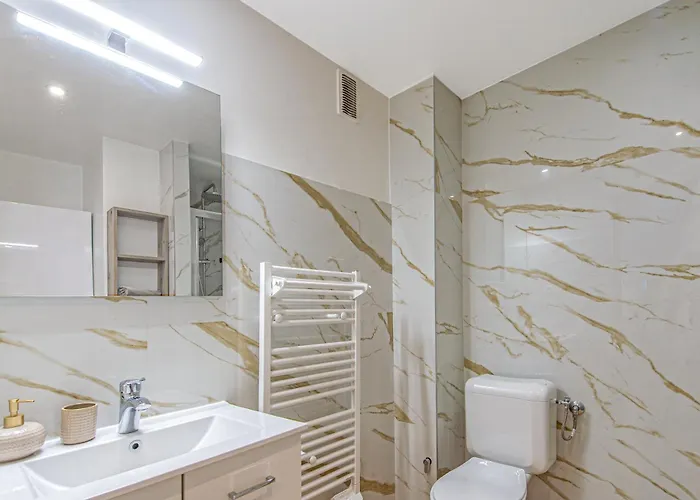 Apartment Du Casino - Somptueux En Plein Coeur De Menton