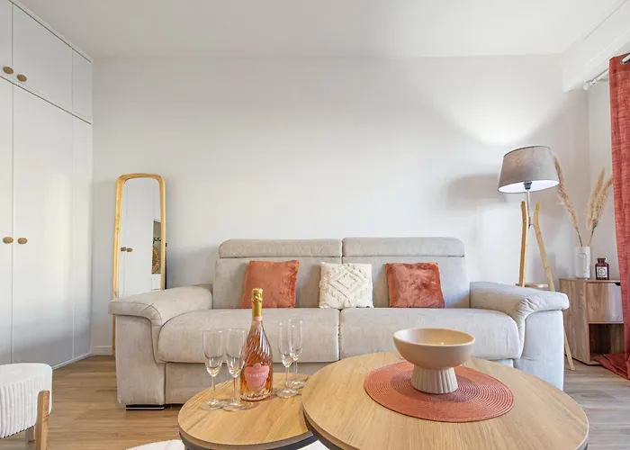 Apartment Du Casino - Somptueux En Plein Coeur De Menton